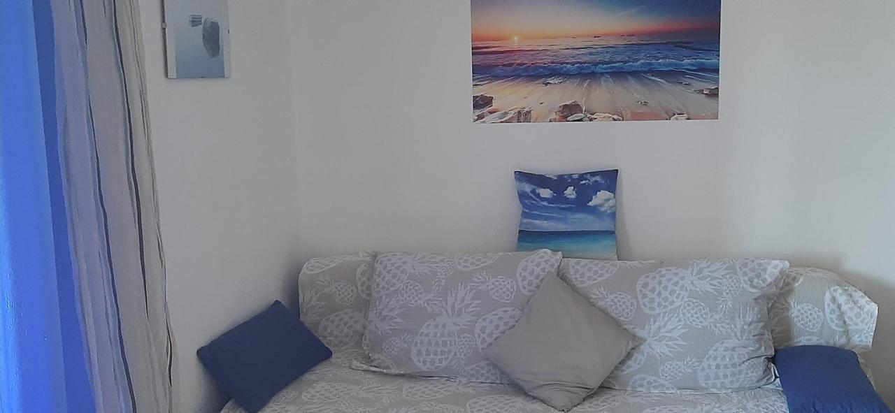 Apartment Rb Omisalj ภายนอก รูปภาพ